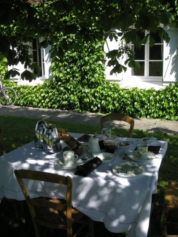 La Touche Acomodação com café da manhã Menetou-sur-Nahon Exterior foto
